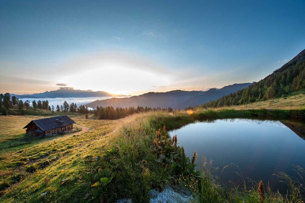 Sonnenaufgang Auf Der Lackenalm In Zauchensee